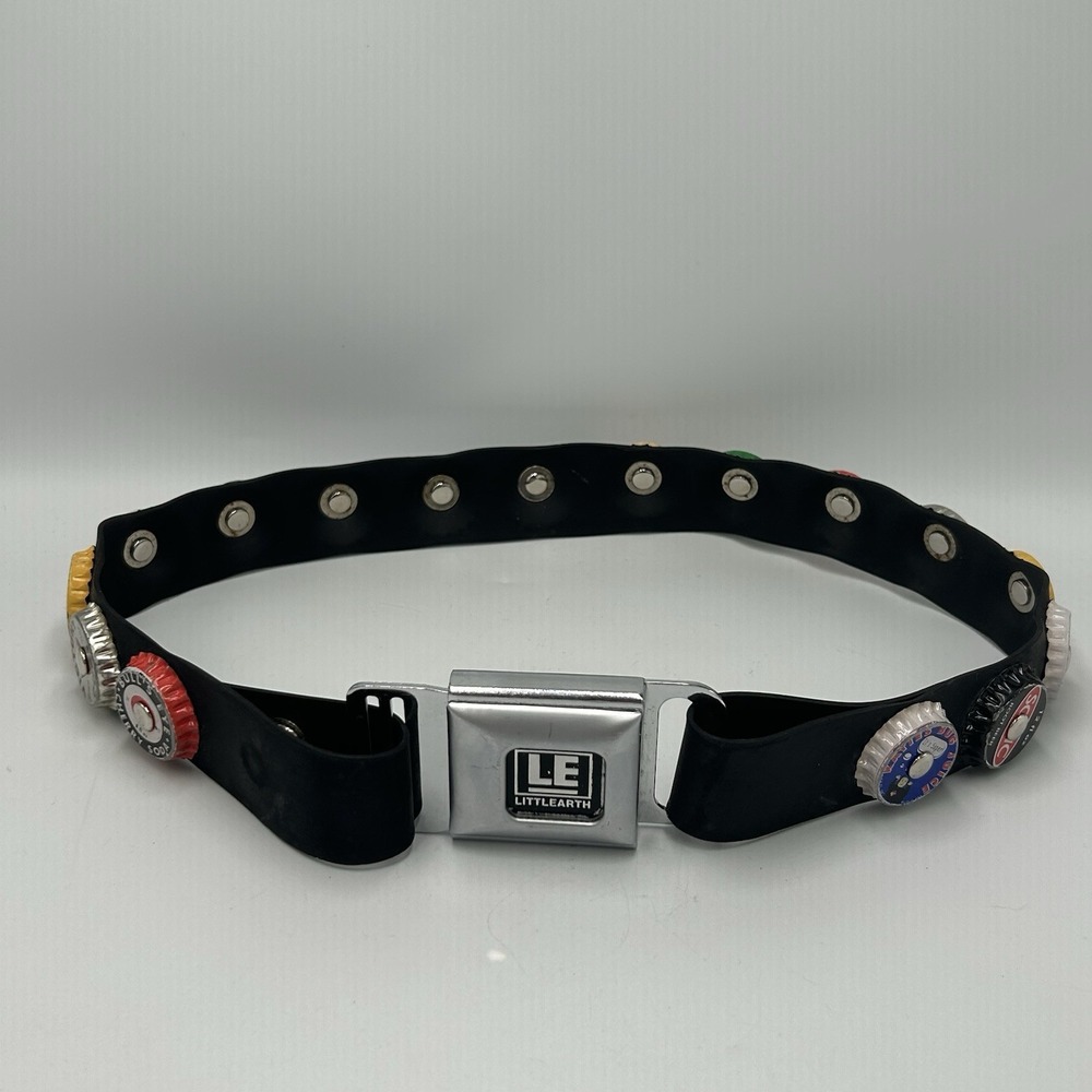 LE Little Earth Soda Pop Bottle Cap Belt W/ Seatbelt Clasp Adjustable ~27 to 29”